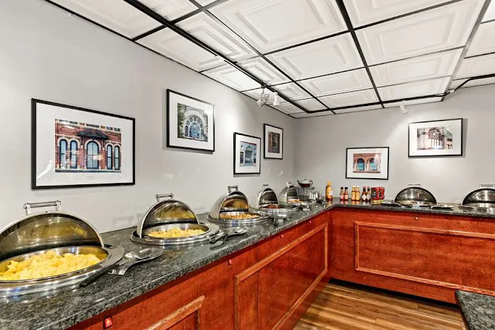 Genetti Hotel, SureStay Collection by Best Western 4