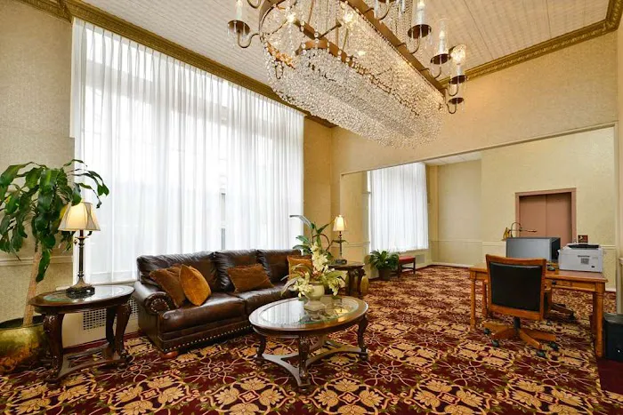 Genetti Hotel, SureStay Collection by Best Western 4