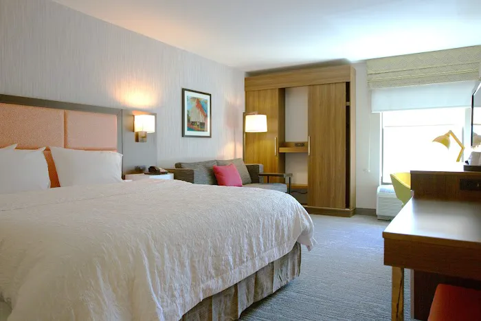 Hampton Inn Williamsport-Downtown 4
