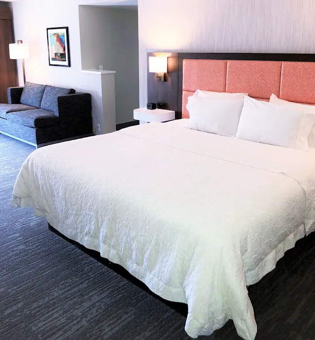 Hampton Inn Williamsport-Downtown 4
