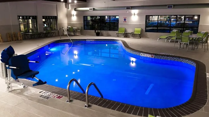 Holiday Inn Express & Suites Williamsport by IHG 4