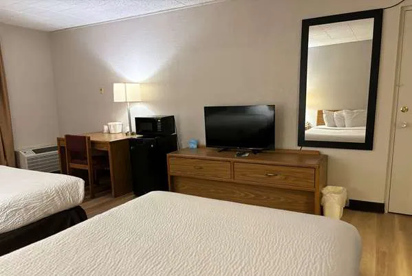 Days Inn by Wyndham Williamsport 4