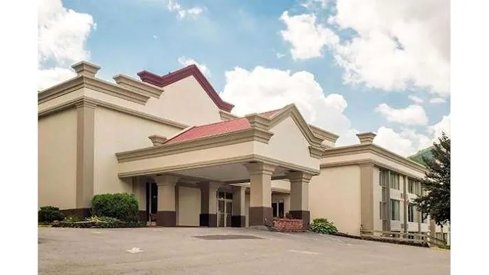Days Inn by Wyndham Williamsport 4