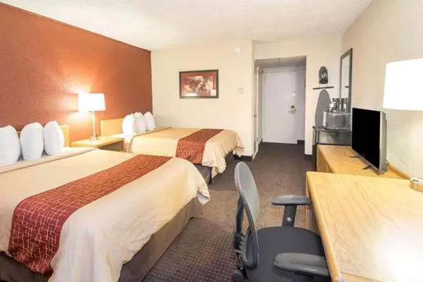 Days Inn by Wyndham Williamsport 4