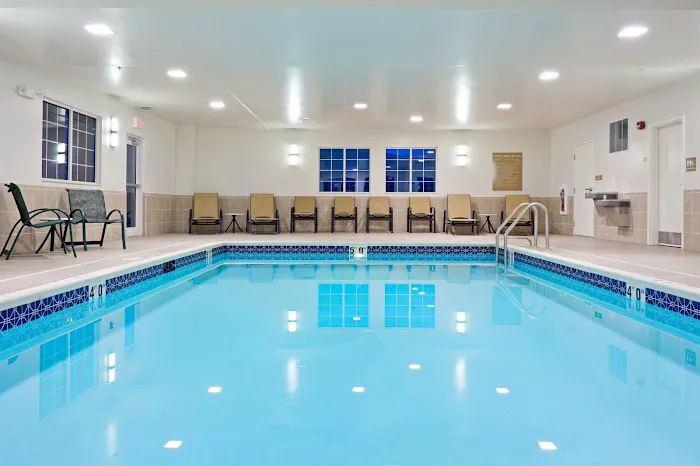 Candlewood Suites Williamsport by IHG 4