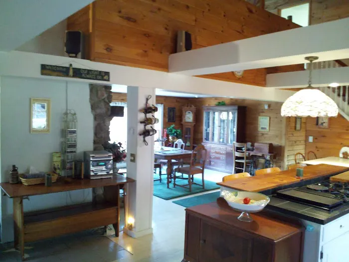 Pine Creek Lodge 4