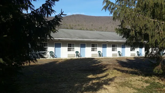 Coach Stop Inn 4