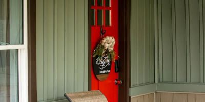 Hometown Hideaways/Creekside Cottage