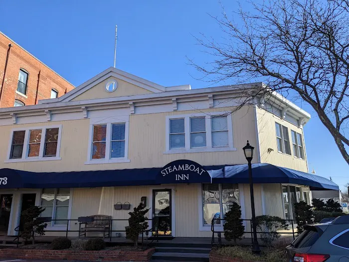 Steamboat Inn 5