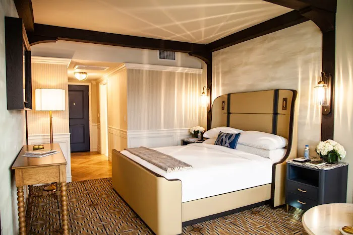 Hyatt Place Mystic 5