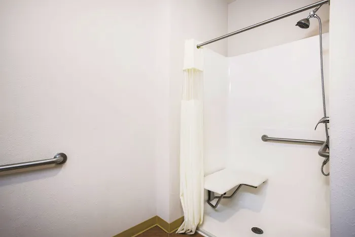 La Quinta Inn & Suites by Wyndham Stonington-Mystic Area 5