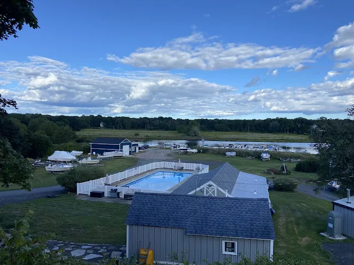 Cove Ledge Inn & Marina 5