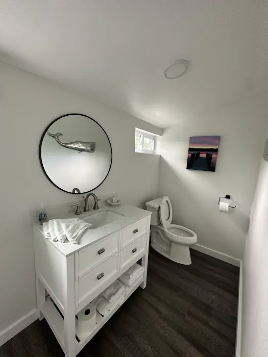 Cove Ledge Inn & Marina 5