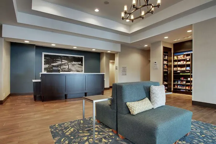 Hampton Inn Pawtucket 4