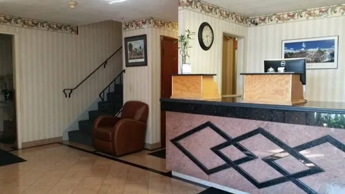 Attleboro Motor Inn 4