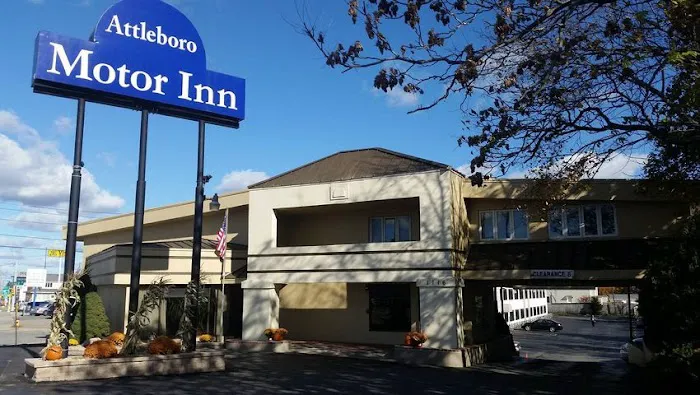Attleboro Motor Inn 4