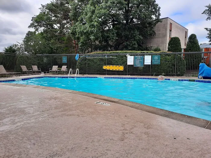 La Quinta Inn & Suites by Wyndham Warwick Providence Airport 4