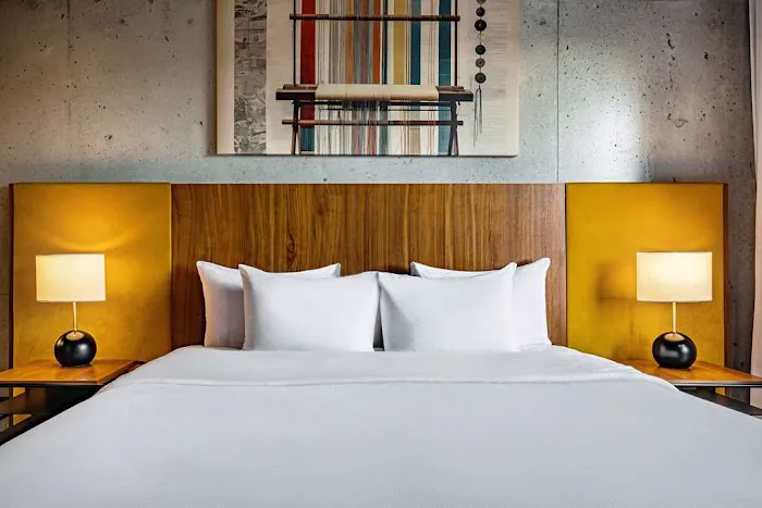 The LOOM Hotel, Tapestry Collection by Hilton 4