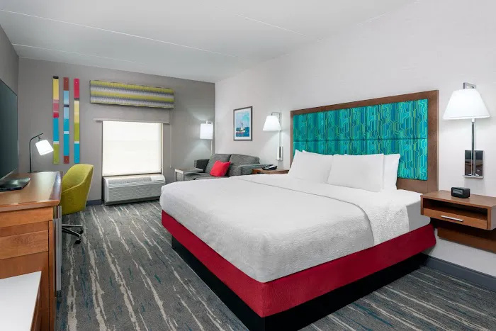 Hampton Inn Coventry-Warwick Area 4