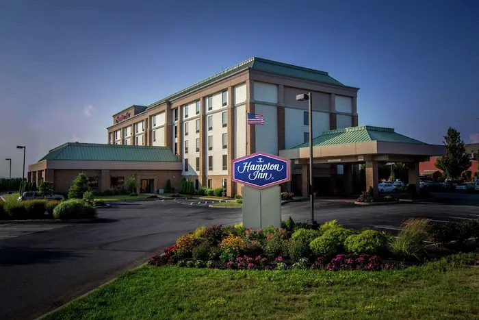 Hampton Inn Coventry-Warwick Area 4