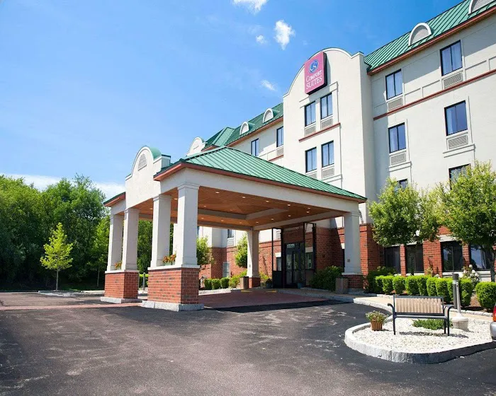 Comfort Suites West Warwick - Providence 4