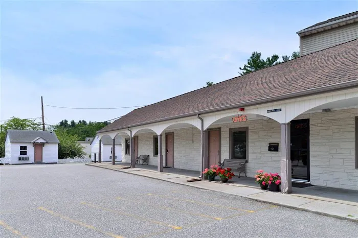 Americas Best Value Inn North Kingstown 4