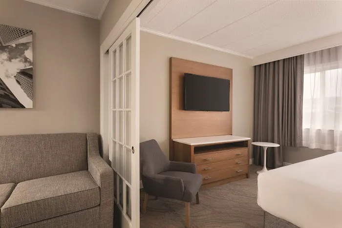 Radisson Hotel Providence Airport 4