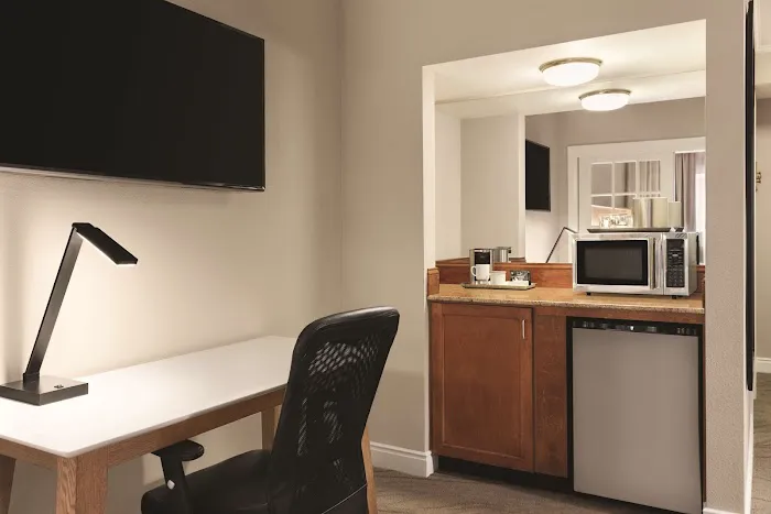 Radisson Hotel Providence Airport 4