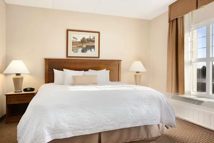 Hampton Inn & Suites Providence/Warwick-Airport 4