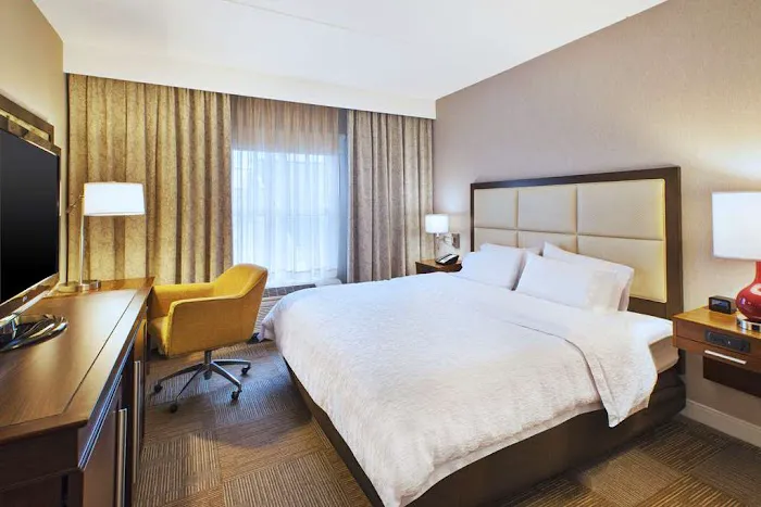 Hampton Inn & Suites Providence/Warwick-Airport 4