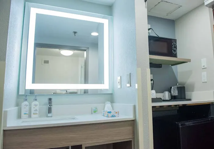 Keene Elm City Hotel, Ascend Hotel Collection 4