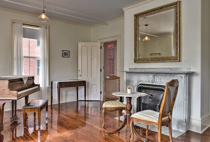 The Burrell House Inn 4