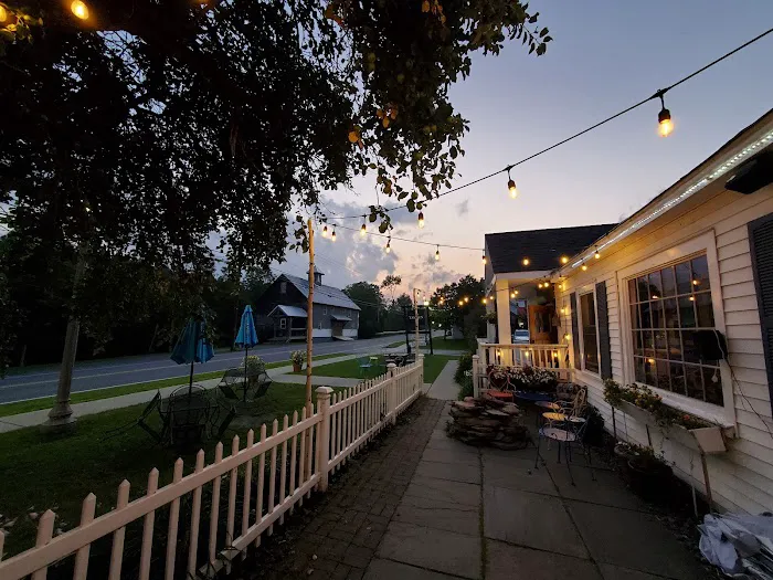West Dover Inn 5