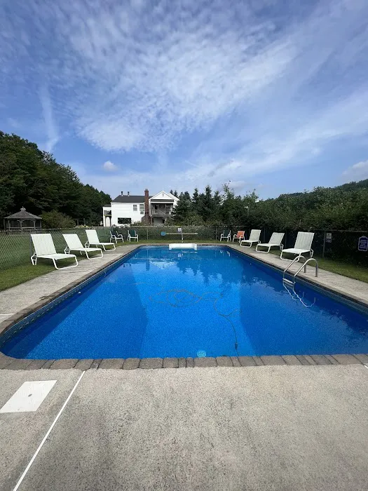 Sugar Maple Inn 5