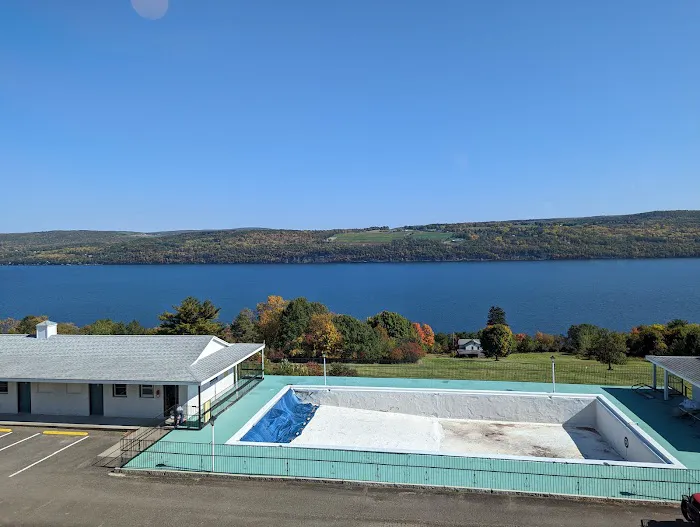 The Hotel Laurel at Seneca Lake 4