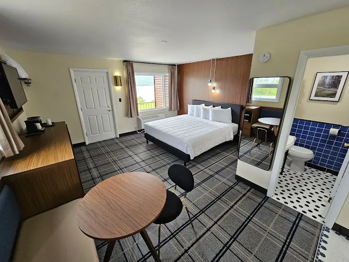 The Hotel Laurel at Seneca Lake 4