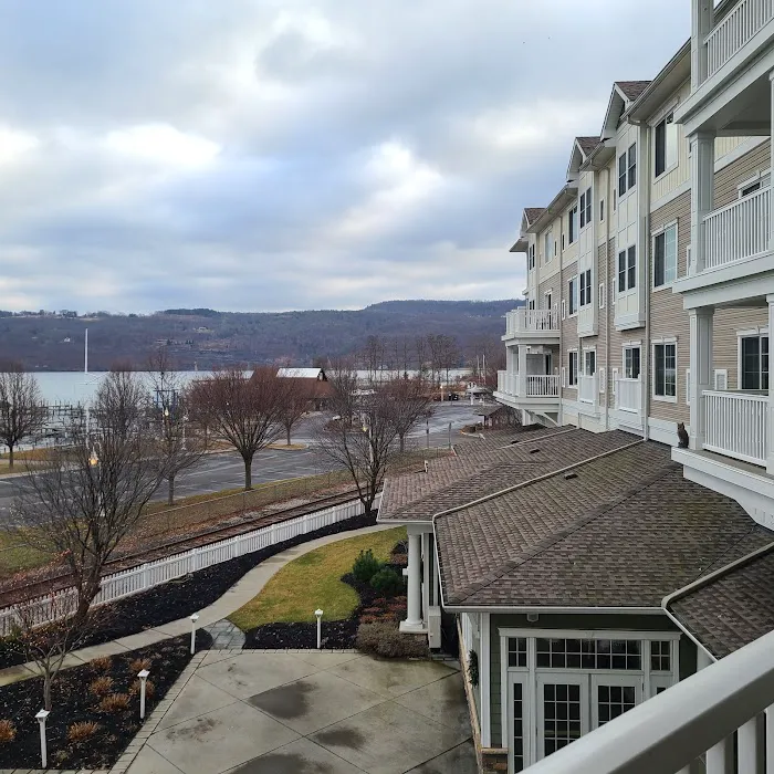 Watkins Glen Harbor Hotel 4