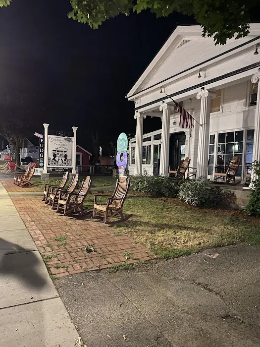 Colonial Inn & Creamery 4