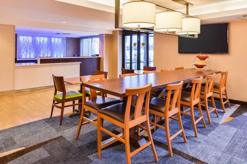 Fairfield Inn Corning Riverside 4