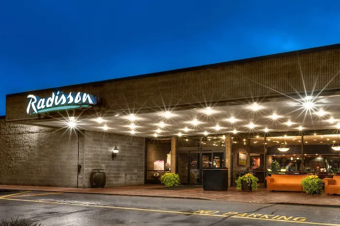 Radisson Hotel Corning 4