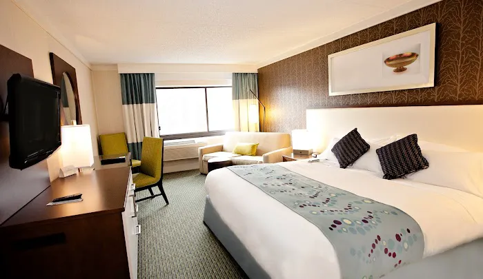 Radisson Hotel Corning 4