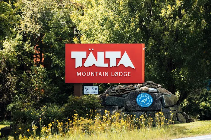 Tälta Lodge, a Bluebird by Lark 4