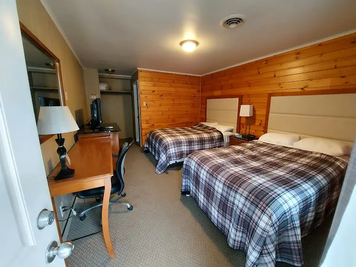 Northern Lights Lodge 4