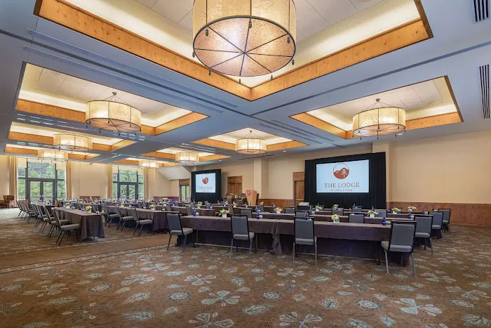 The Lodge at Spruce Peak, a Destination by Hyatt Hotel 4