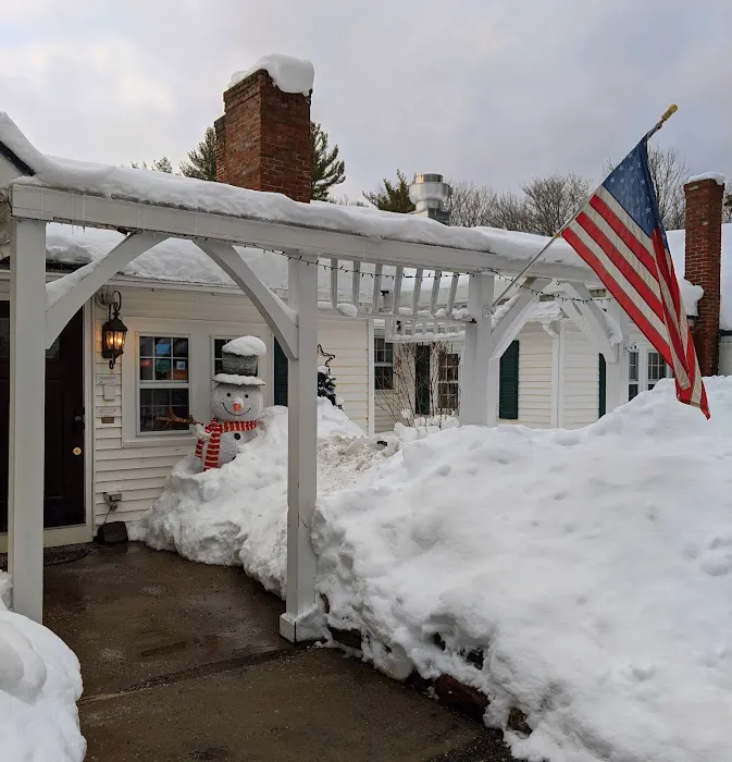 New Hampshire Mountain Inn 4