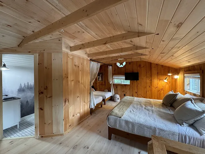 Cabin on a lake 4