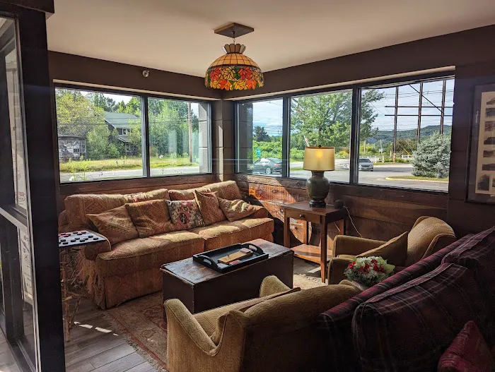 The Common Man Inn & Spa 4