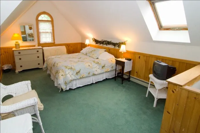 Mountain Fare Inn 4