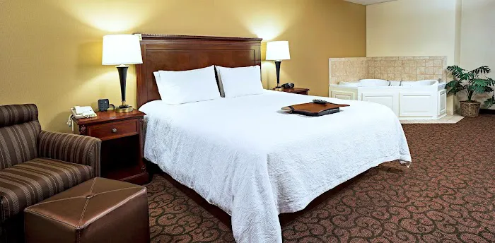 Hampton Inn Littleton 4