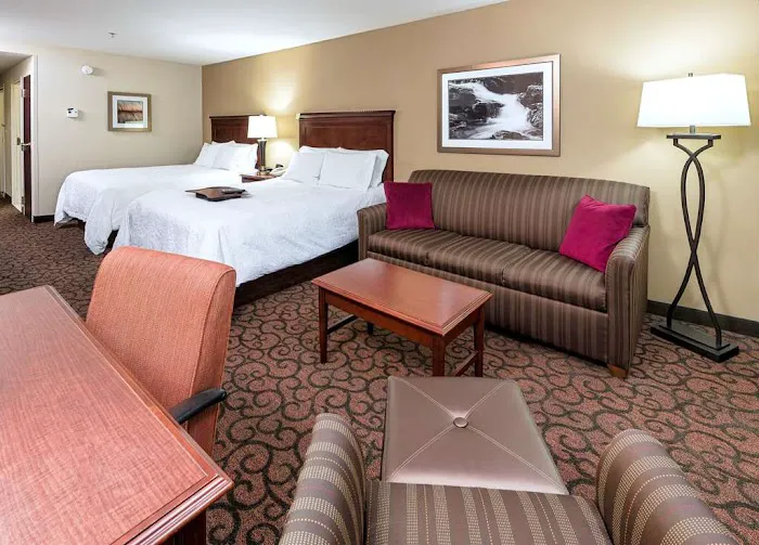 Hampton Inn Littleton 4